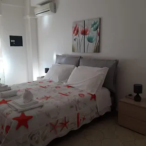 https://la-casa-di-lalla-vicino-mondello.sicilyhotelsitaly.net