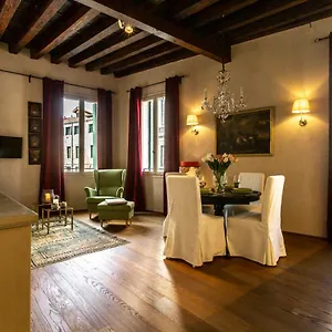 https://santa-fosca-canal-view-rr.hotelslidodijesolo.com