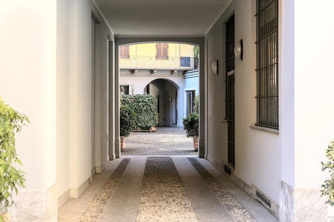Heart Milan Apartments Corso Como 0*,  Włochy